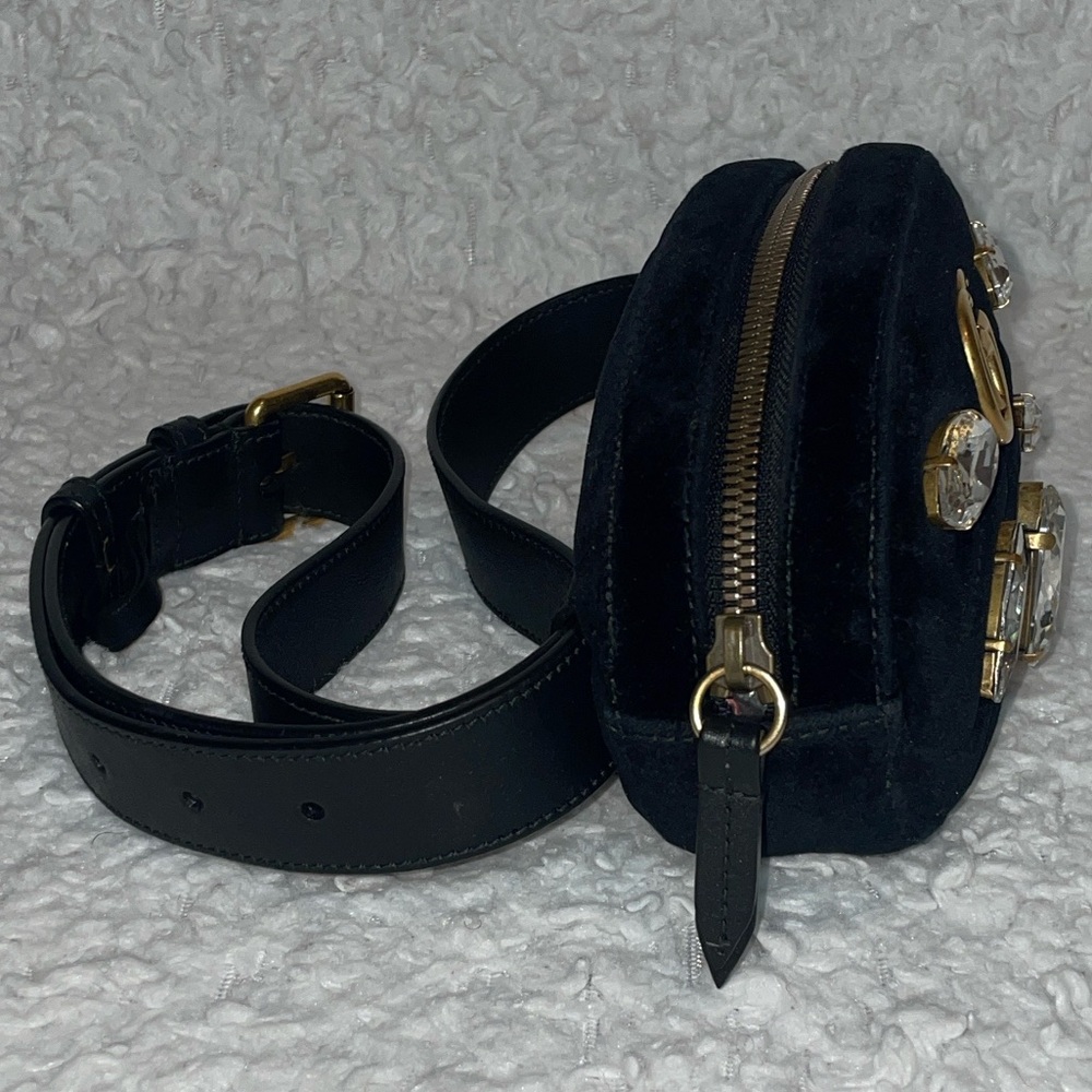 Gucci Marmont Chevron Quilted Velvet Crystal Belt Chest Bag in Black 476434 - Picture 8 of 17